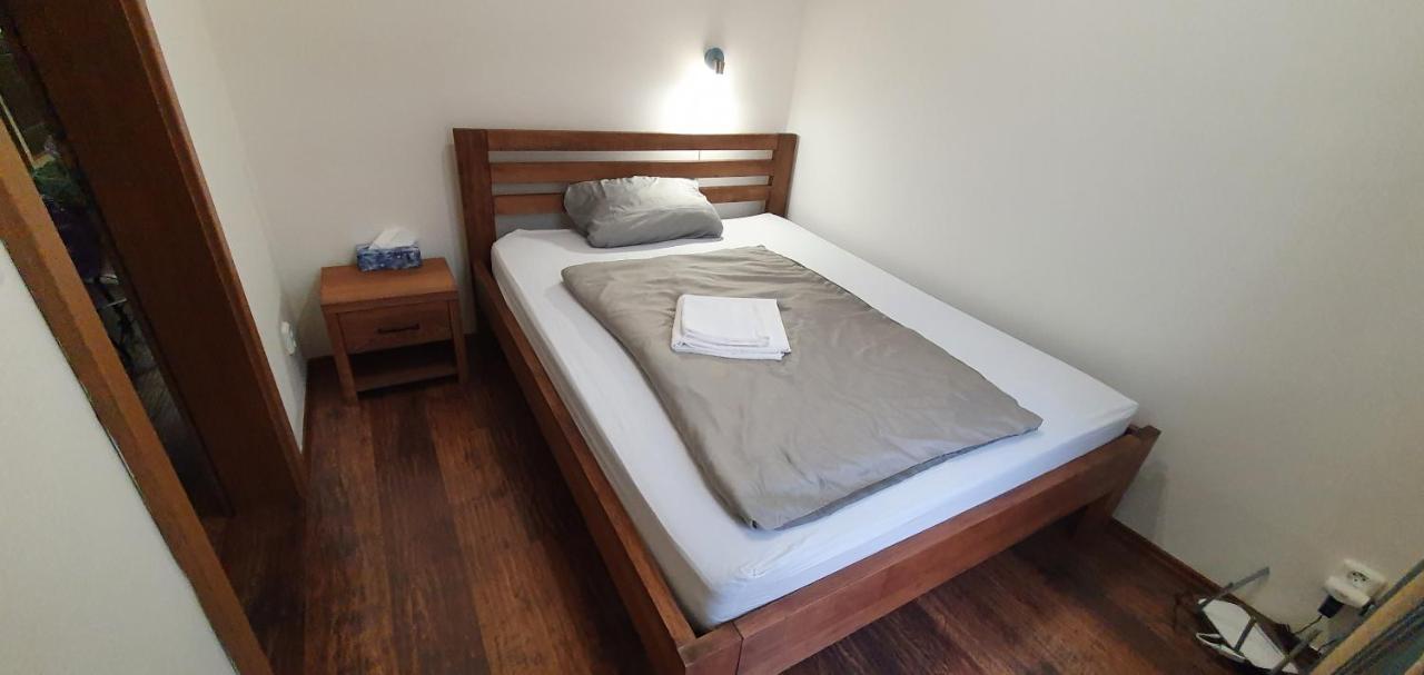 Apartman 63M2 S Balkonem V Lazenskem Centru Karlovy Vary Eksteriør bilde
